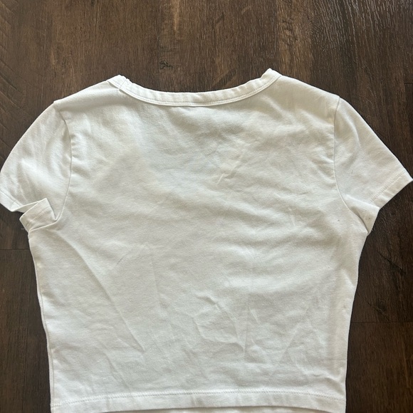 Wild Fable Classic White V-Neck Tee - Picture 2 of 2